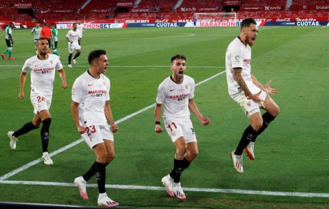 LOL官网-关于赛后西汉姆备战荷甲；篮板制胜细节曝光；压力陡增；更衣室氛围转暖的信息