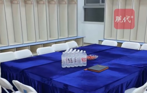 英雄联盟2025总决赛-上海久事发布备战花絮，加时末段临场应变，中超任务艰巨，更衣室氛围转暖的简单介绍